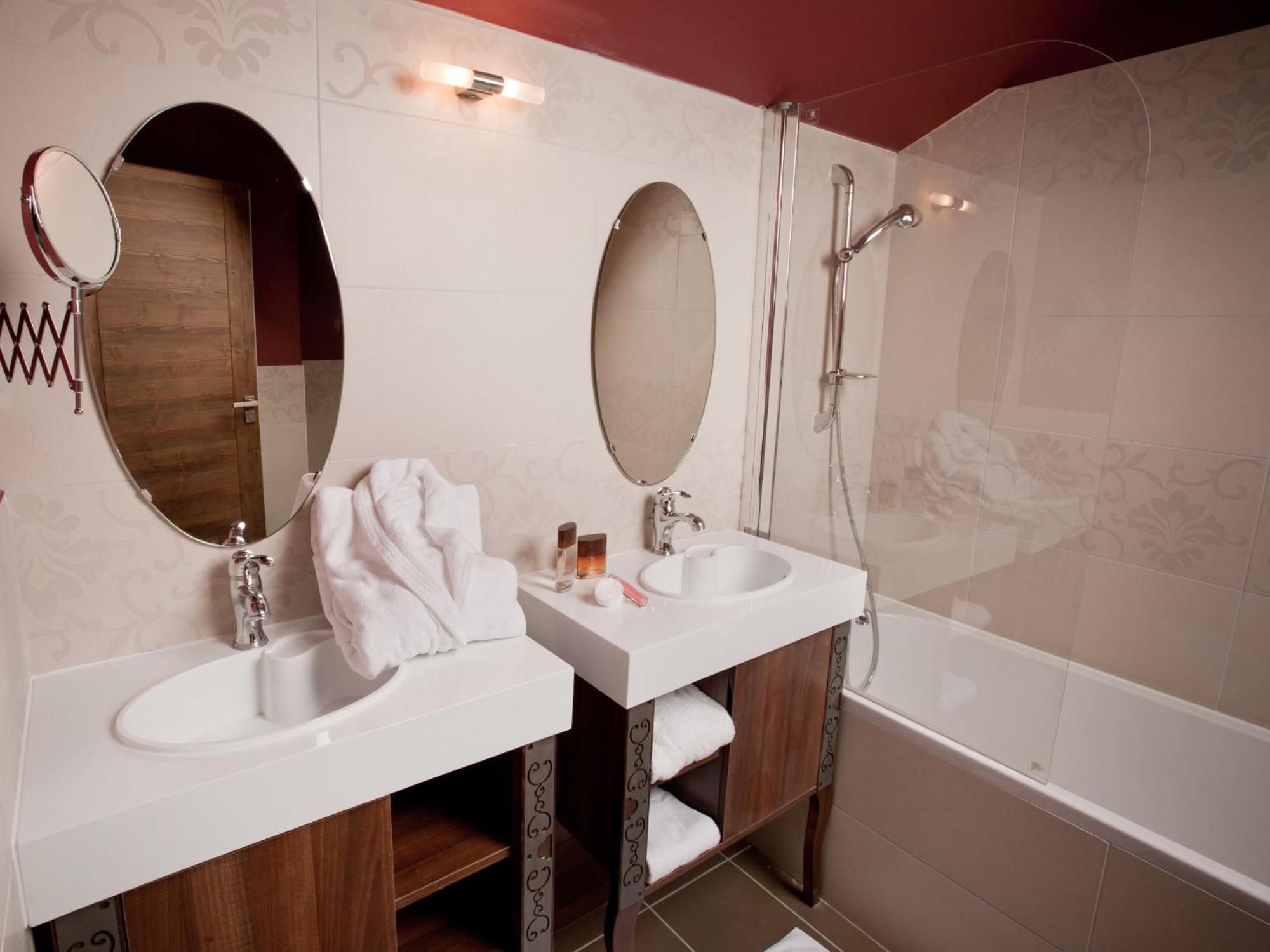 Le Hameau du Kashmir Aparthotel Val Thorens Bagian luar foto